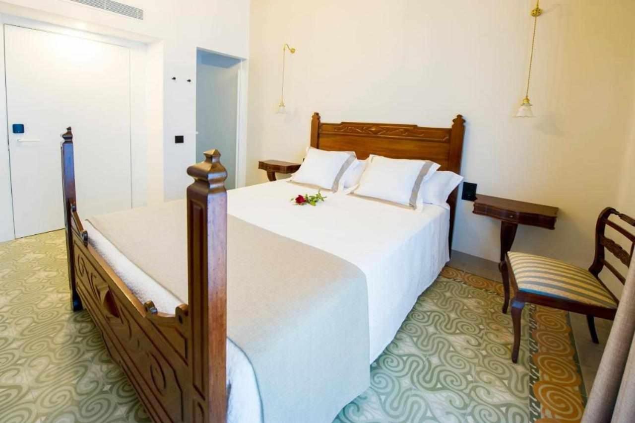 Bed and Breakfast Bolet Casa Modernista Castellvi de la Marca Zewnętrze zdjęcie