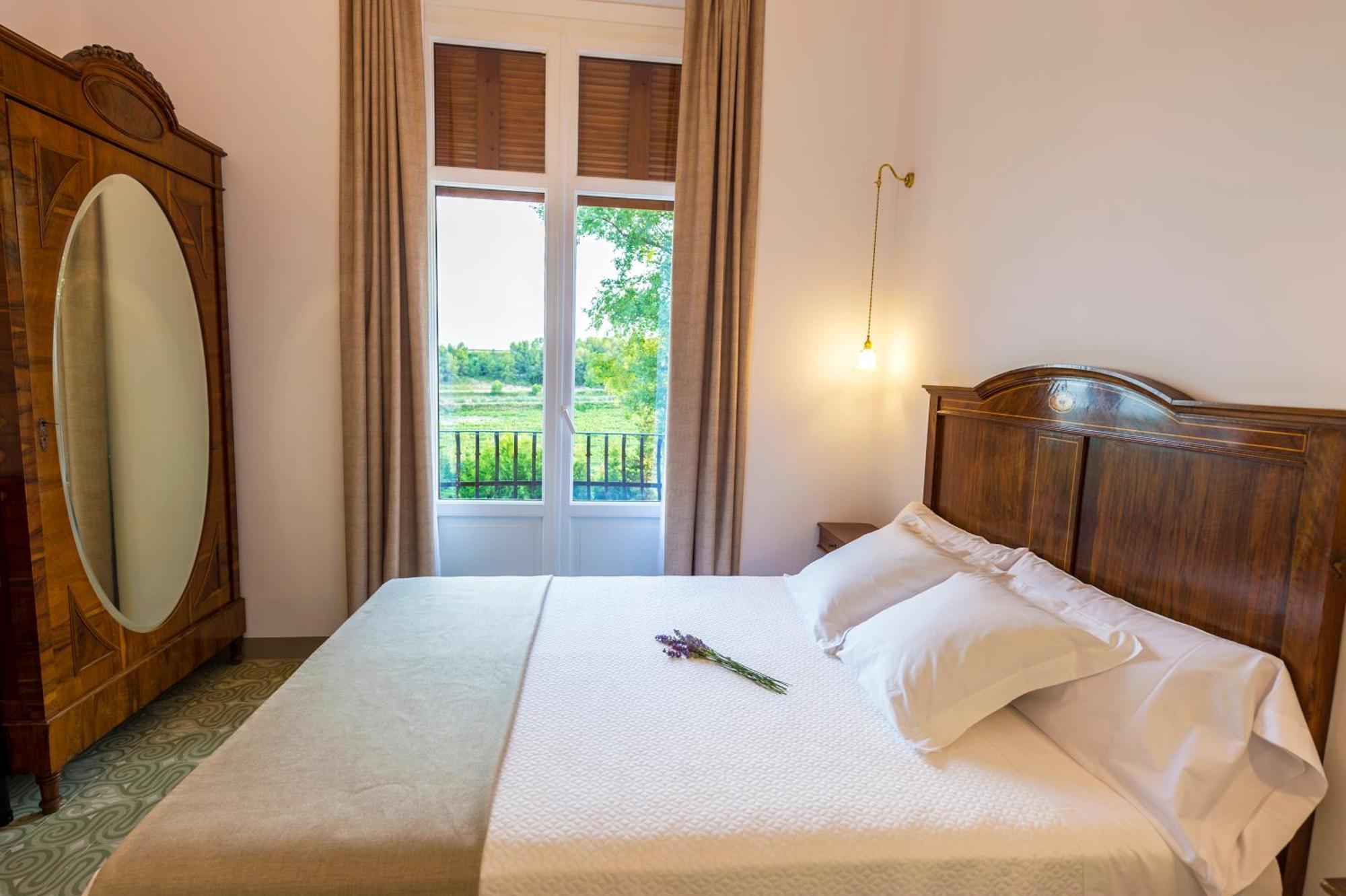 Bed and Breakfast Bolet Casa Modernista Castellvi de la Marca Zewnętrze zdjęcie